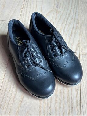 So Danca TA48 size 3 black tap shoes
